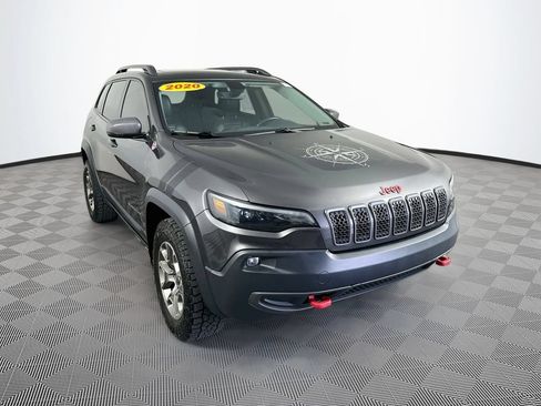Used 2020 Jeep Cherokee Trailhawk w/ Comfort/Convenience Group AWD/4WD image 2