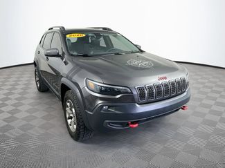 Used 2020 Jeep Cherokee Trailhawk w/ Comfort/Convenience Group AWD/4WD video 2