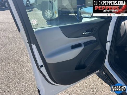 Used 2023 Chevrolet Equinox LT image 10