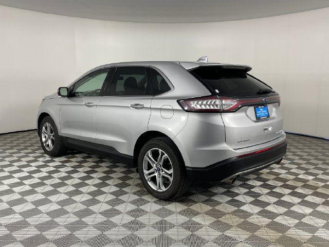 Used 2016 Ford Edge Titanium w/ Technology Package AWD/4WD image 22