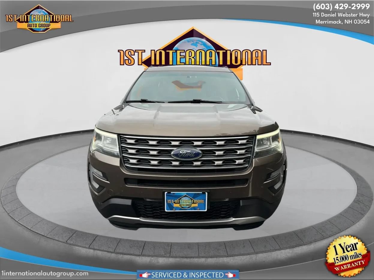 Used 2016 Ford Explorer XLT w/ Equipment Group 202A AWD/4WD image 3