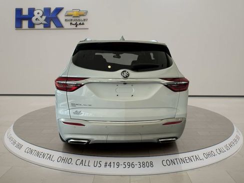Used 2021 Buick Enclave Premium w/ Sun and Sites Package AWD/4WD image 5