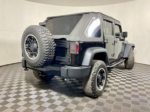 Used 2016 Jeep Wrangler Unlimited Sport image 14