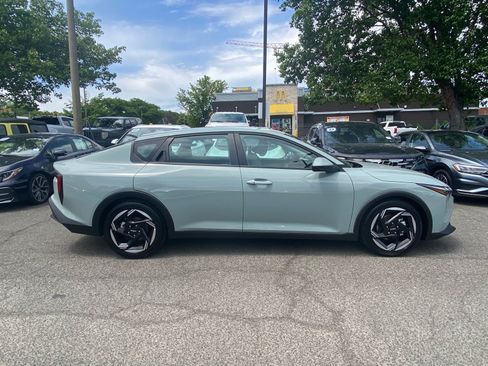 Used 2025 Kia K4 EX FWD image 2