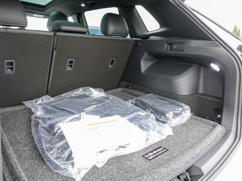 New 2026 Volkswagen Tiguan SE R-Line image 27