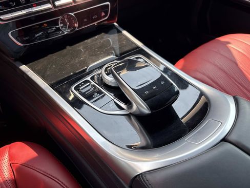Used 2022 Mercedes-Benz G 550 image 27