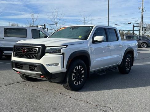 Certified 2024 Nissan Frontier Pro-X image 3