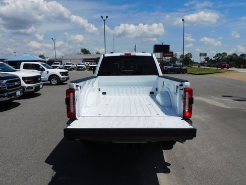 New 2026 Ford F250 Lariat w/ Chrome Package image 7