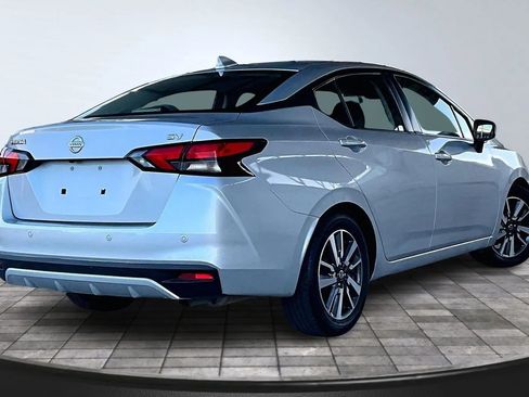 Used 2020 Nissan Versa SV image 6