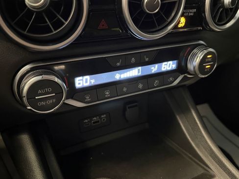 Used 2022 Nissan Sentra SV w/ All-Weather Package FWD image 15