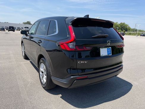 Certified 2025 Honda CR-V LX image 3
