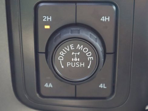 New 2025 Ford F150 Lariat w/ Equipment Group 501A Mid image 22