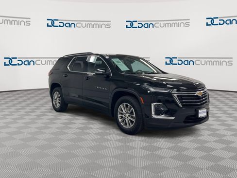 Used 2022 Chevrolet Traverse LT AWD/4WD image 2
