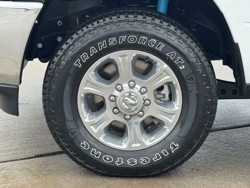 Used 2025 RAM 2500 Big Horn AWD/4WD image 7