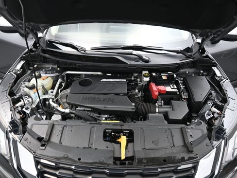 Certified 2023 Nissan Rogue SV image 20