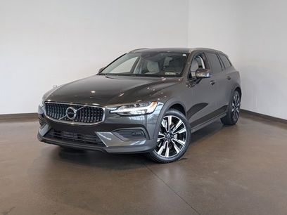 Used 2020 Volvo V60 T5 Cross Country