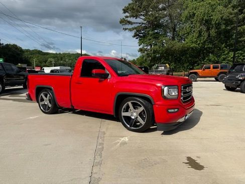 Used 2018 GMC Sierra 1500 SLE w/ SLE Preferred Package RWD image 2