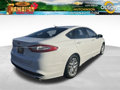 Used 2015 Ford Fusion SE image 5