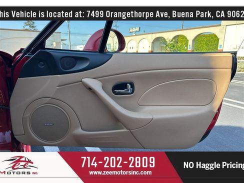 Used 2002 MAZDA MX-5 Miata SE RWD image 23