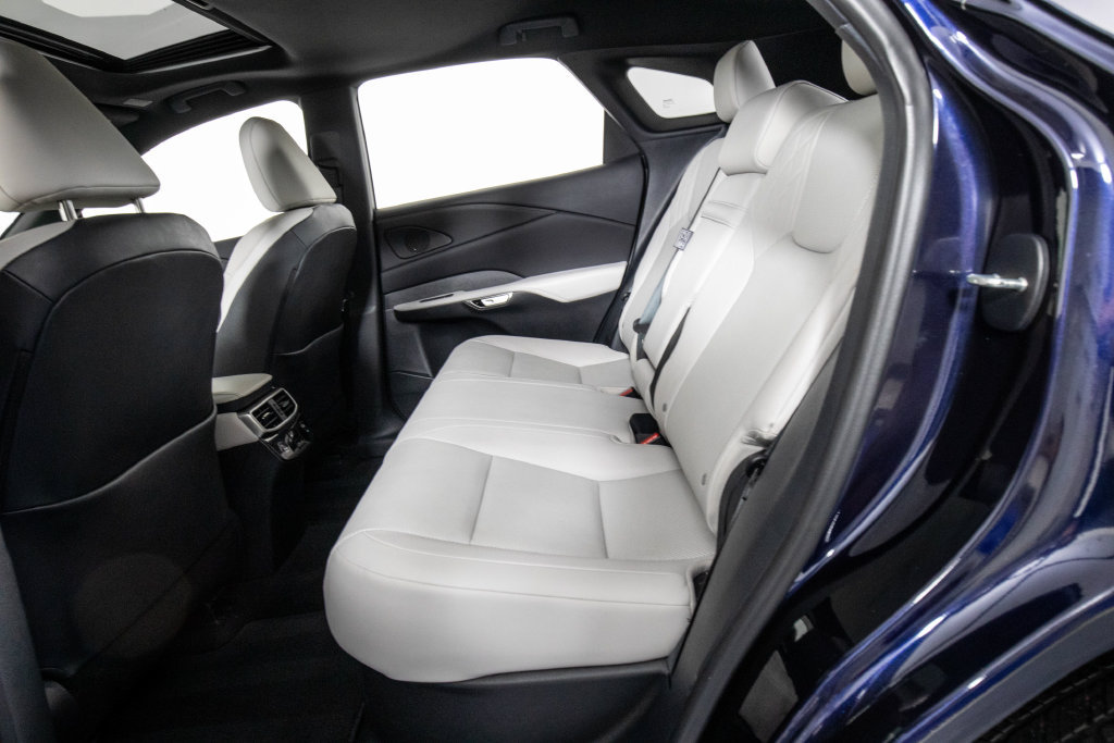 Used 2024 Lexus RX 350 Premium w/ Accessory Package (Z1) FWD image 12