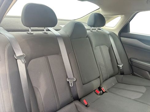 Used 2021 Kia K5 LXS image 18