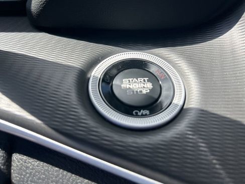 New 2025 Jeep Grand Cherokee L Altitude image 42