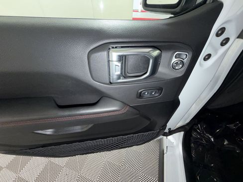 Used 2021 Jeep Wrangler Unlimited Rubicon image 15