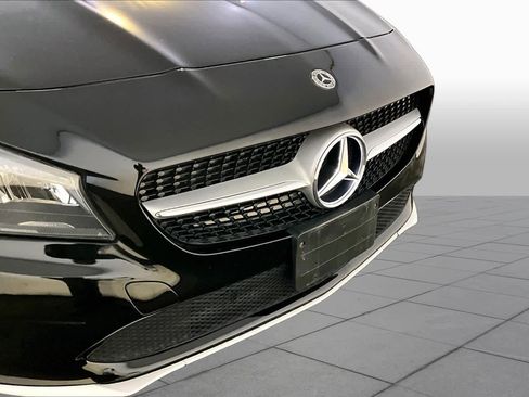 Used 2019 Mercedes-Benz CLA 250 4MATIC image 32