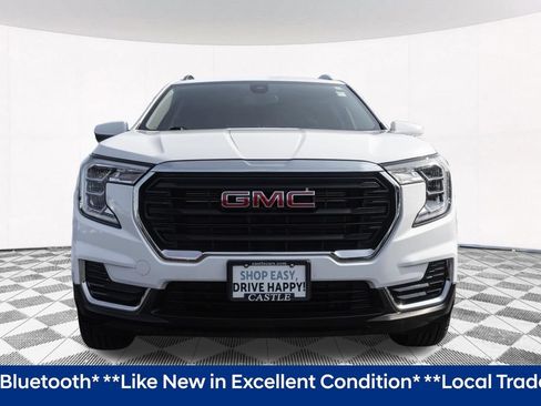 Used 2023 GMC Terrain SLE w/ Driver Convenience Package FWD image 5