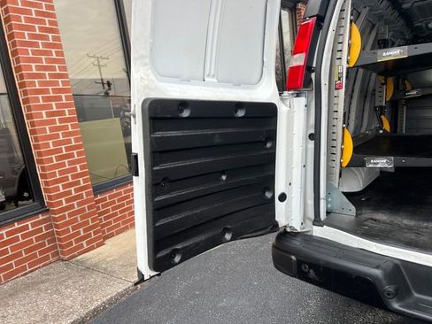 Used 2023 GMC Savana 2500 w/ Driver Convenience Package image 19