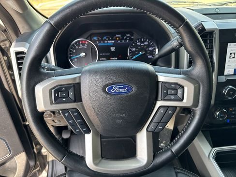 Used 2021 Ford F250 Lariat w/ Lariat Value Package AWD/4WD image 8