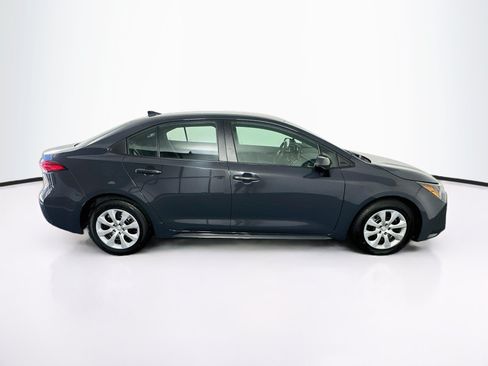 Used 2025 Toyota Corolla LE FWD image 10