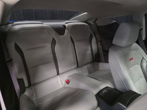 Used 2017 Chevrolet Camaro SS RWD image 50