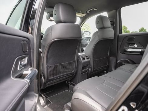 Certified 2025 Mercedes-Benz GLB 250 image 30