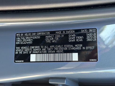 Certified 2023 Volvo XC60 B5 Ultimate AWD/4WD image 19