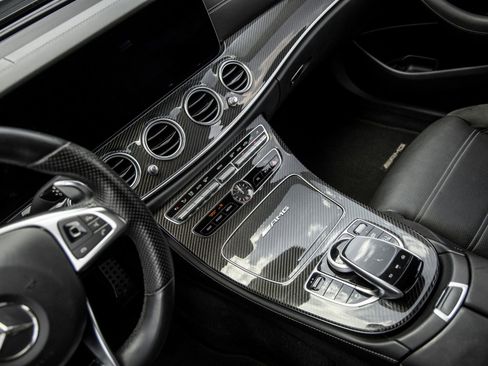 Used 2018 Mercedes-Benz E 63 AMG S image 29