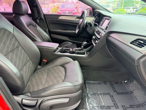 Used 2019 Hyundai Sonata Sport FWD image 16