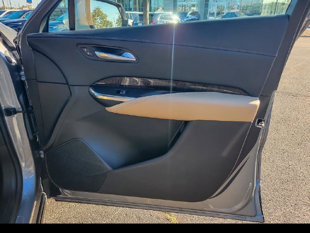 Certified 2025 Cadillac XT4 Premium Luxury FWD image 22