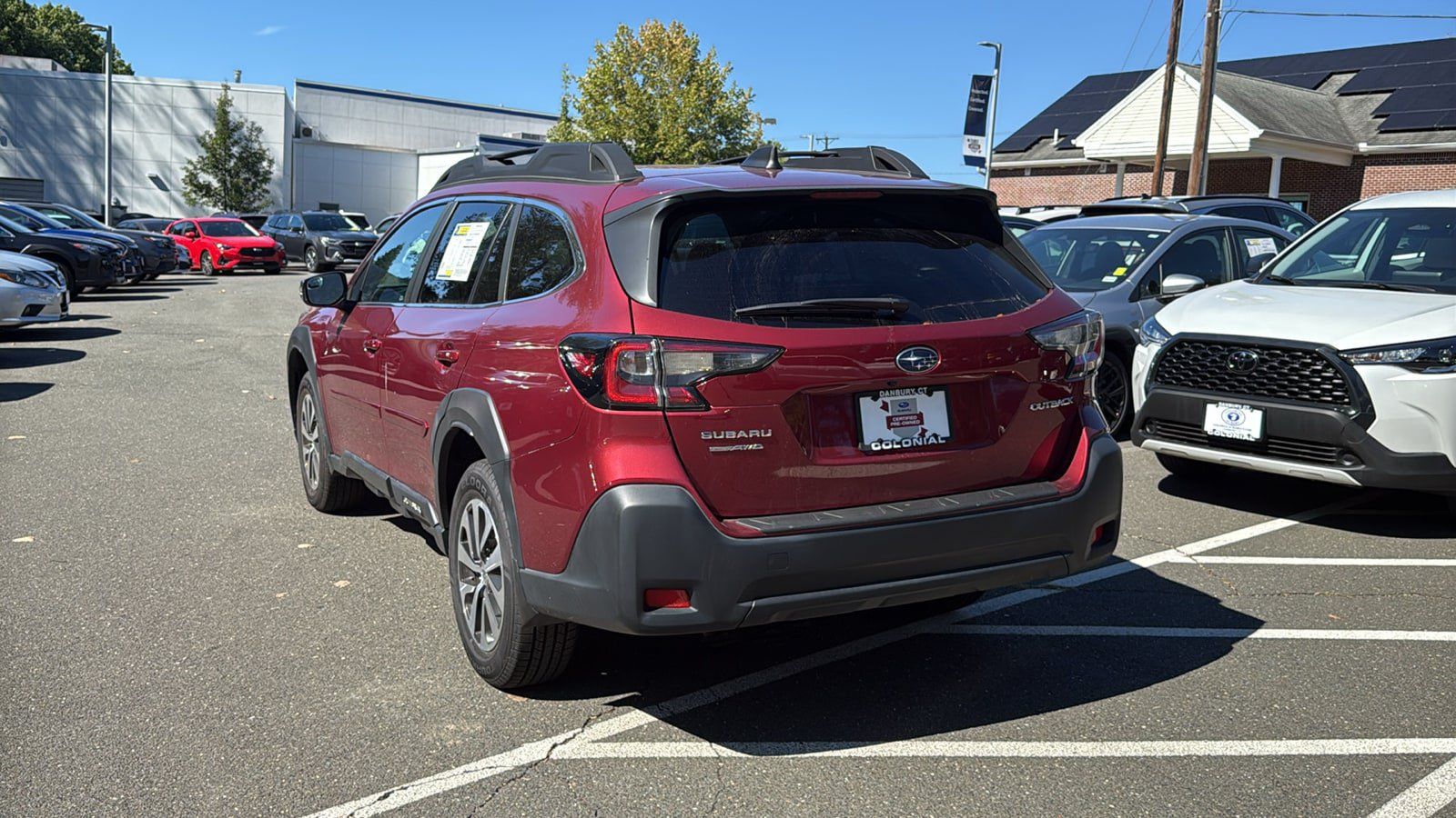 Certified 2025 Subaru Outback Premium AWD/4WD image 8