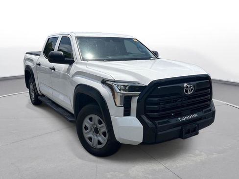 Used 2023 Toyota Tundra SR w/ SR Tow Package AWD/4WD image 4