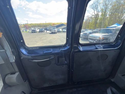 Used 2007 Ford E-350 and Econoline 350 Extended Wagon Super Duty RWD image 32