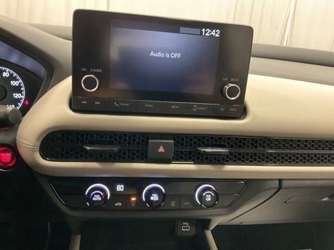 Used 2024 Honda HR-V LX image 18