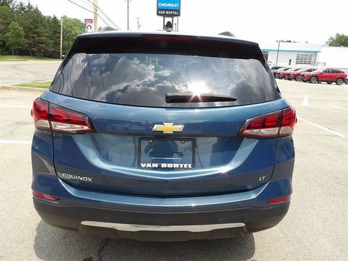 Used 2024 Chevrolet Equinox LT FWD image 4