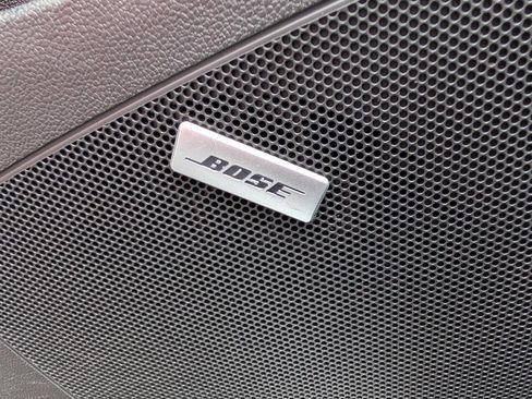 Used 2022 Chevrolet Bolt LT w/ Infotainment Package image 16