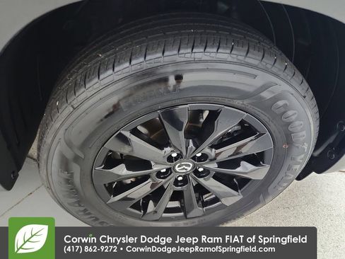 Used 2025 MAZDA CX-50 AWD 2.5 S w/ Premium Package image 33