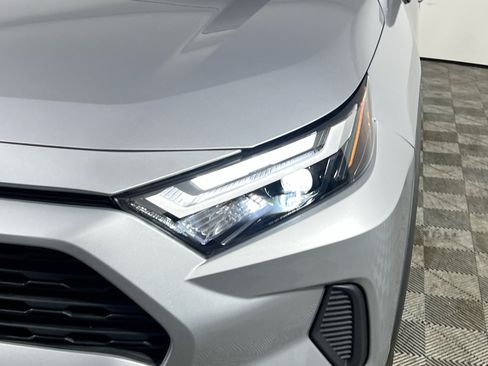 Used 2024 Toyota RAV4 XLE w/ Convenience Package FWD image 12