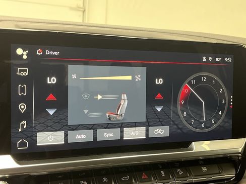 Certified 2025 GMC Sierra 1500 SLT w/ SLT Premium Plus Package AWD/4WD image 22