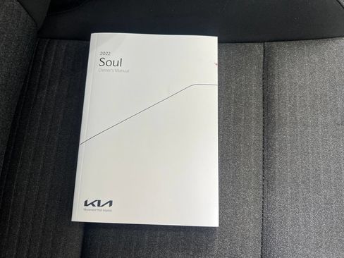 Certified 2022 Kia Soul GT-Line FWD image 27