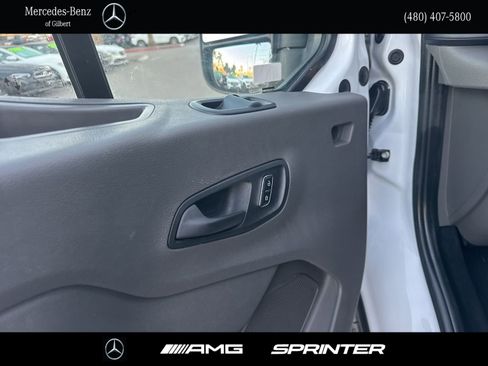 Used 2024 Ford Transit 350 XLT image 16