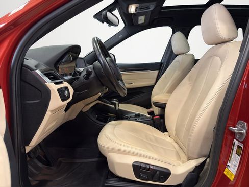Used 2018 BMW X1 sDrive28i FWD image 12